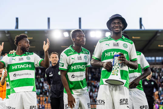 Västerås Bonaventure Lendambi jublar