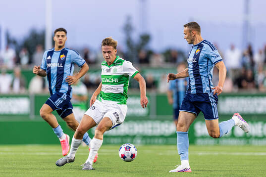 Västerås Jens Magnusson och Djurgårdens Piotr Johansson