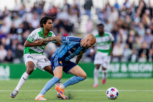Västerås Jonathan Karlsson och Djurgårdens Adam Ståhl