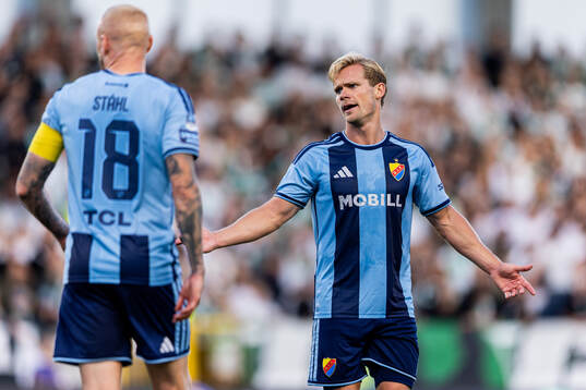 Djurgårdens Hampus Finndell reagerar