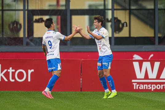 IFK Värnamos Marcus Antonsson jublar