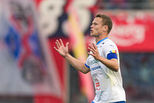 IFK Värnamos Viktor Claesson jublar
