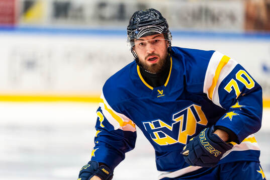HV71s Lukas Rousek