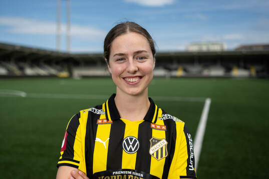 Häckens nyförvärv Ella McBride