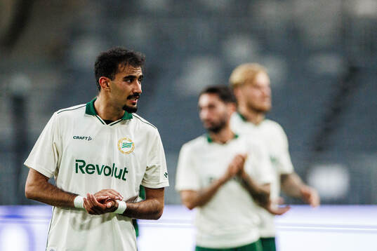 Montader Madjed of Hammarby looks dejected