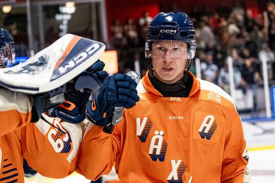 Bläddra bland fler bilder av Ishockey, Träningsmatch, Växjö - Malmö Redhawks