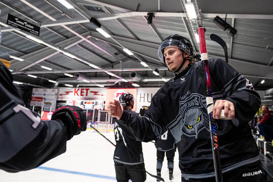 Malmö Redhawks Lauri Pajuniemi jublar