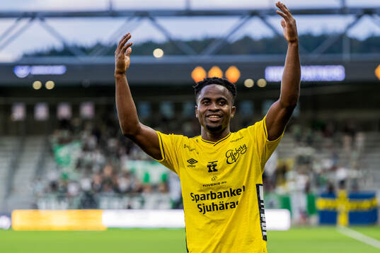 Elfsborgs Momoh Ibrahim Kamara jublar