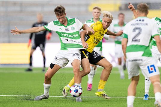 Västerås Philip Bonde och Elfsborgs Leo Östman