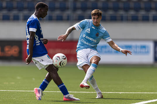Umeå FCs Hassan Abdi Hassan och Gefles Deniz Yaldir