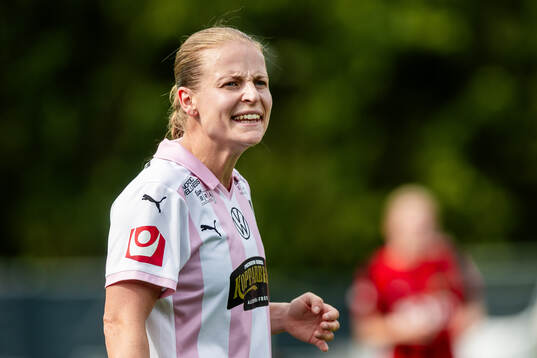 Häckens Anna Anvegård
