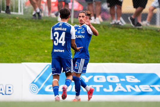 IFK Norrköpings Elias Jemal jubblar
