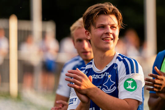 IFK Norrköpings Axel Brönner jublar