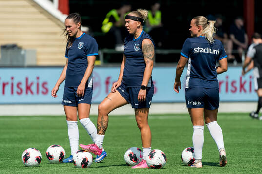 Eskilstuna United DFFs Felicia Rogic och Linnea Prambrant