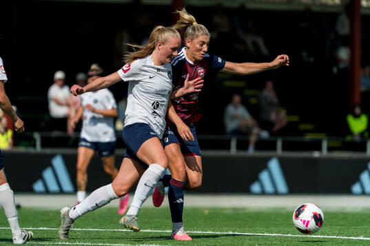 Eskilstuna United DFFs Ellen Schampi och Rosengårds Remy