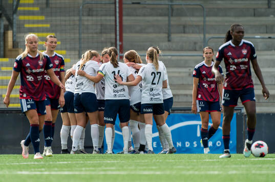 Eskilstuna United DFFs Bella Sember jublar