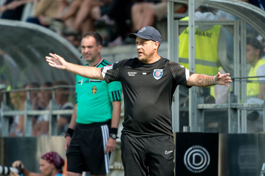 Eskilstuna United DFFs tränare Rickard Johansson