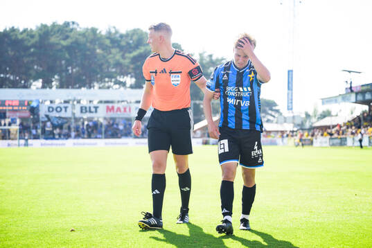 Domare Adam Ladebäck och Sirius Otso Liimatta