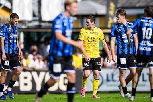 Mjällbys Jacob Bergström deppar