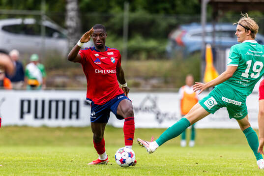 Östers Musa Jatta och Ljungskiles Elton Hedström