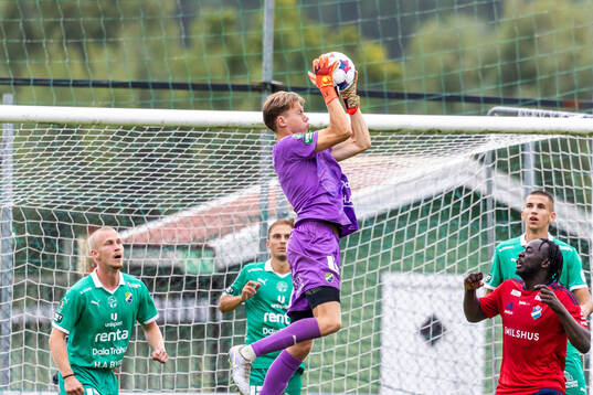 Ljungskiles målvakt Lukas Eriksson