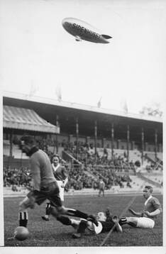 Fotboll, AIK - Drafn. Stockholms Olympiastadion.