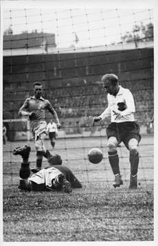 Fotboll, 1932. Sindelar Österrike världens bäste spelare