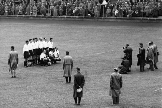Fotboll, Sverige- Österrike 1932. Plåtning
