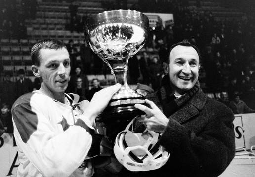 Nisse Nilsson, Leksand med pokalen och tränare Vladimir