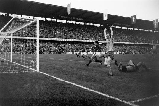 Ingvar Svensson, Sverige jublar