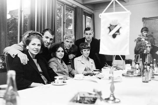 Fest i klubblokalen
