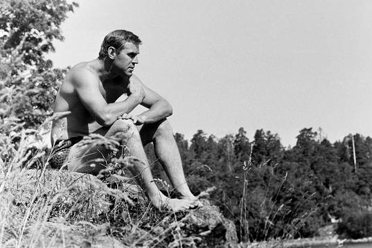 Sven Tumba kopplar av