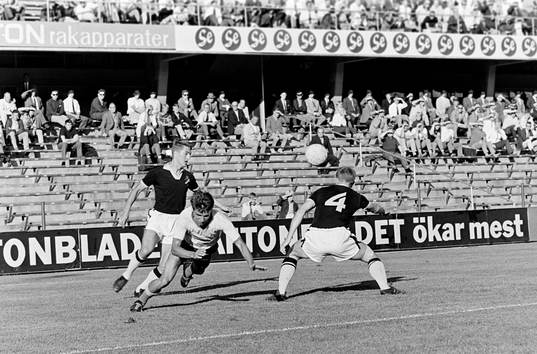Kamp om bollen