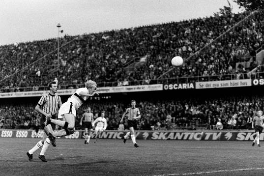 Språngnick av Björn Carlsson, AIK
