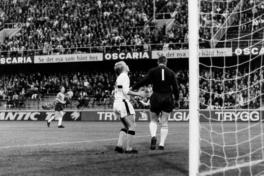Björn Carlsson, AIK och djurgårdens målvakt Ronney