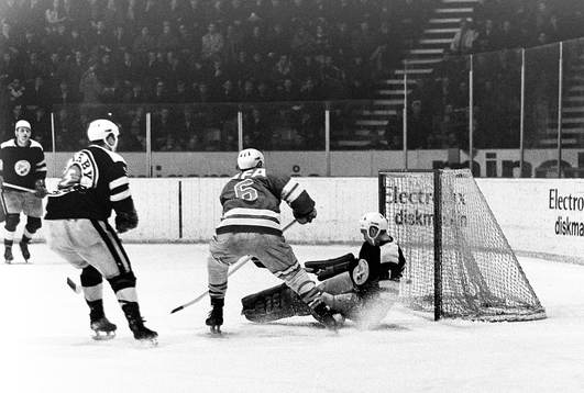 Leif Holmqvist, målvakt i AIK