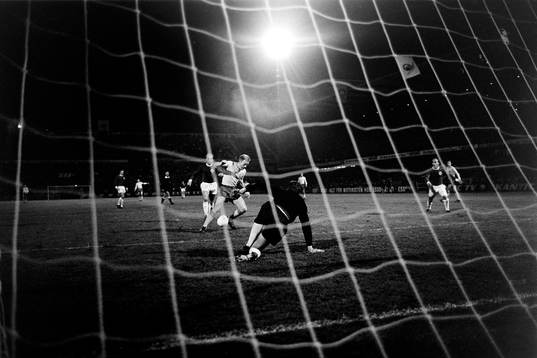 Leif Eriksson, Sverige oroar det norska försvaret