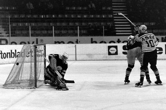 Leif Holmqvist, målvakt i AIK