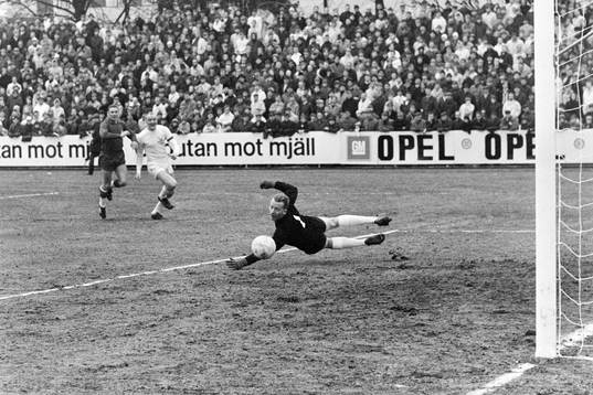 Bläddra bland fler bilder av Fotboll, Allsvenskan, Sirius - Öster, 0-0
