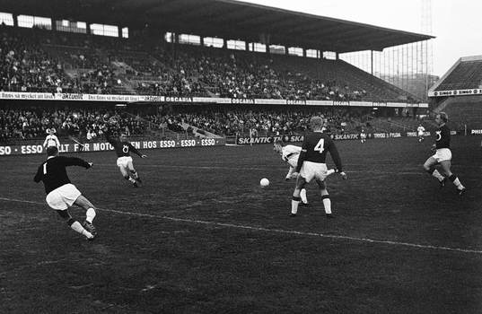 Fotboll, Svenska Cupen, Semifinal, AIK - Örebro, 1-0