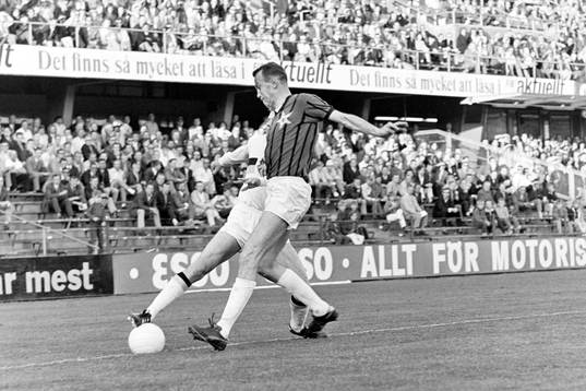Kamp om bollen