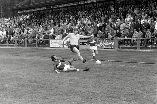 Lennart Ekström, glidtackling