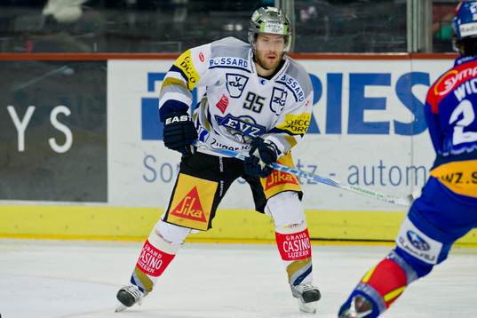23.Okt.2012; Zuerich; Eishockey NLA - ZSC Lions - EV Zug
