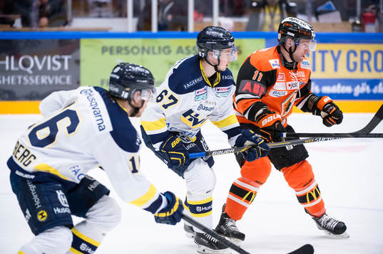 s Christoffer Törngren och Karlskronas Robin Persson