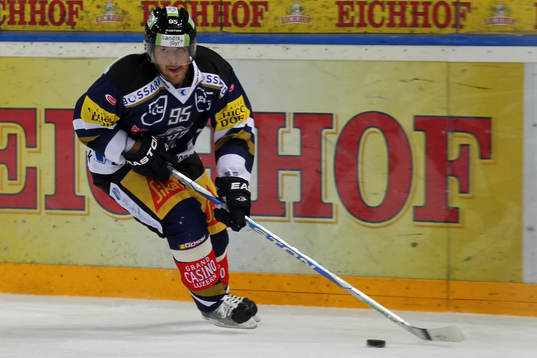 22.Sept.2012; Zug; Eishockey NLA - EV Zug - HC