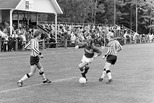 Tommy Svensson, Hässleholm med bollen