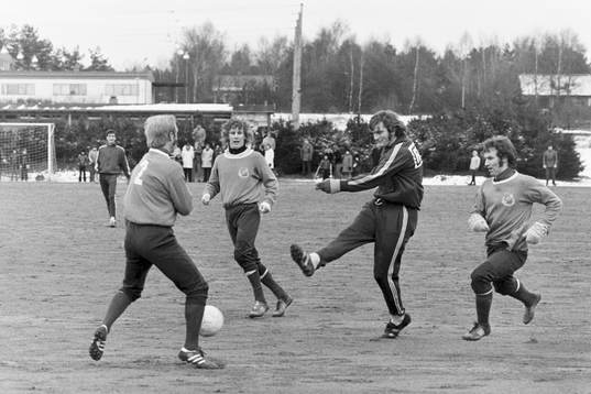 Claes Flink, målvakt, Hans Bengtsson och Kaj Lindhe,