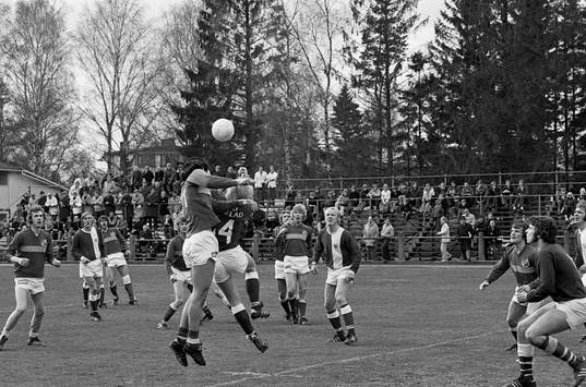 Fotboll, Division 2 Södra, Hässleholms IF - Kalmar FF,