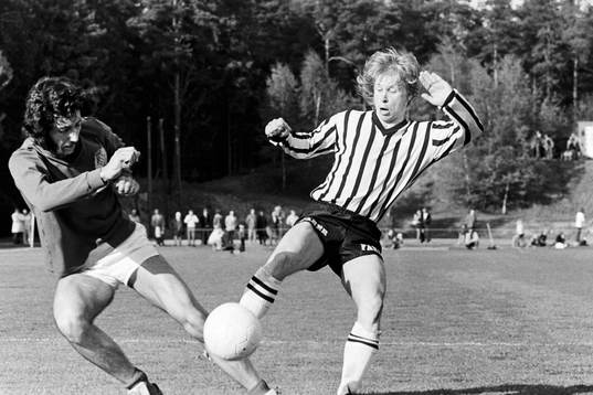 Alf Jönsson, Hässleholm i kamp om bollen