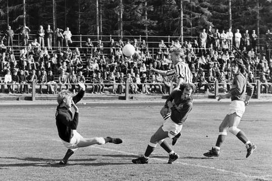 Situation framför Claes Flink, målvakt i Hässleholm